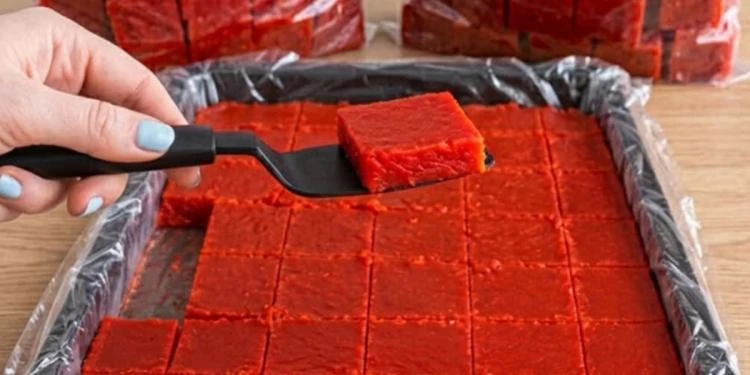 Помідори і перець кубиками: заготовка, яка взимку виручає